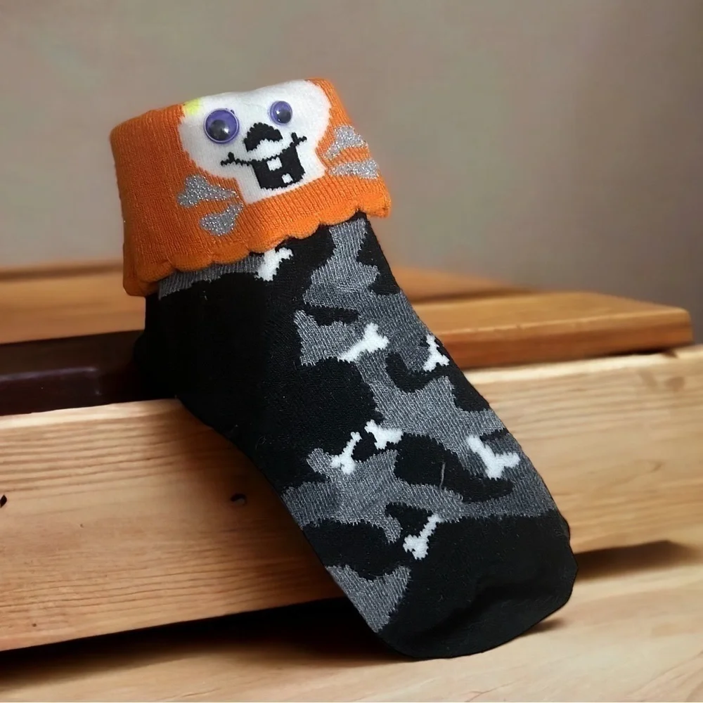 Halloween Skeleton Socks NEW Toddler Googly Eyes